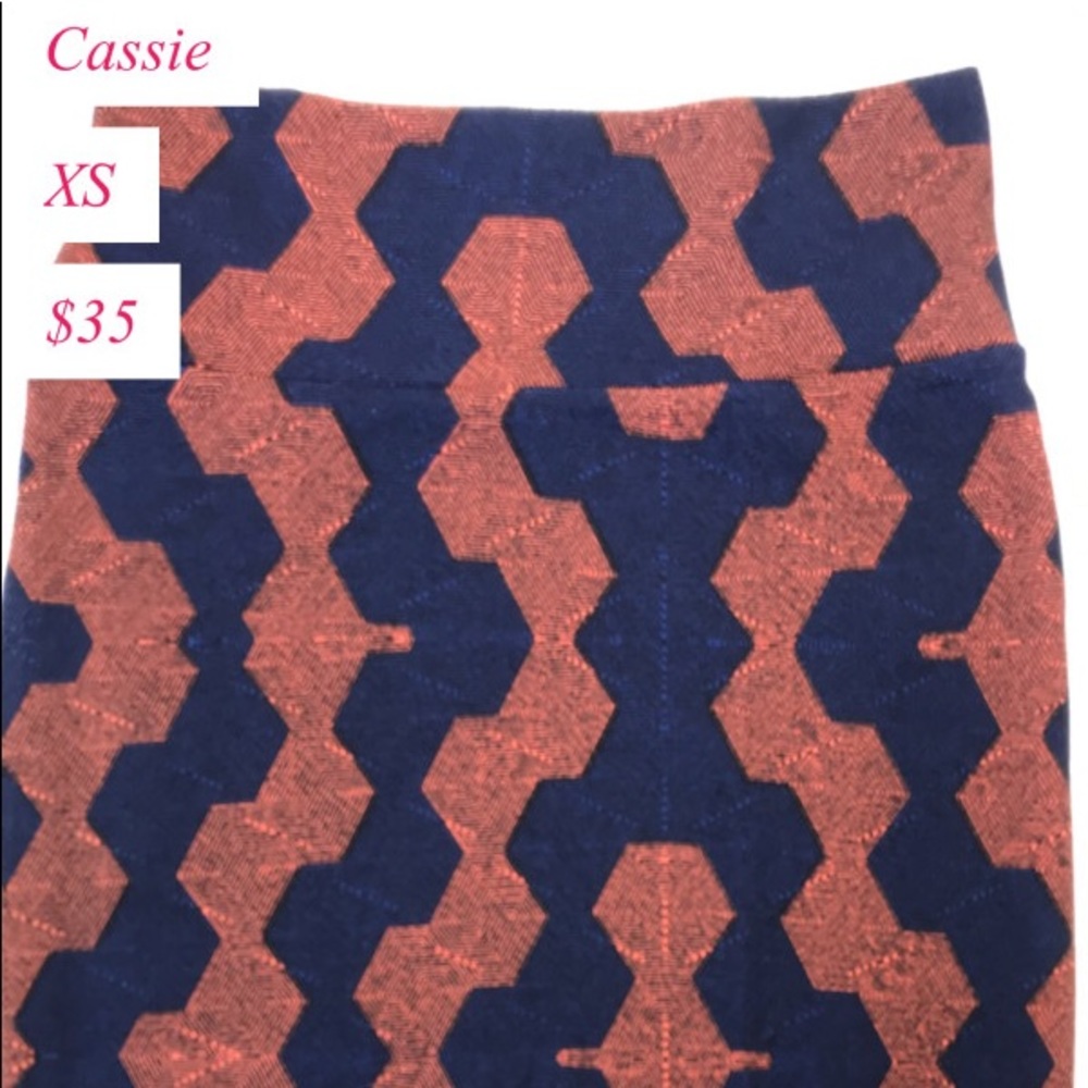 LuLaRoe Cassie skirt